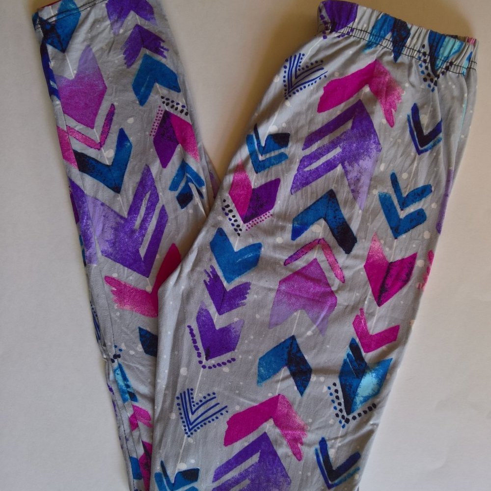 Gray Pink Purple Blue Arrows Leggings sz 2-12